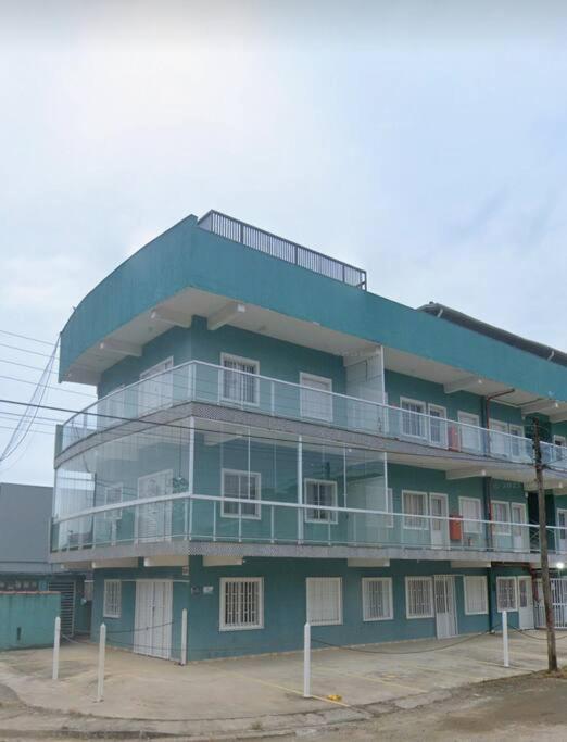 Apartamento Em Maranduba *